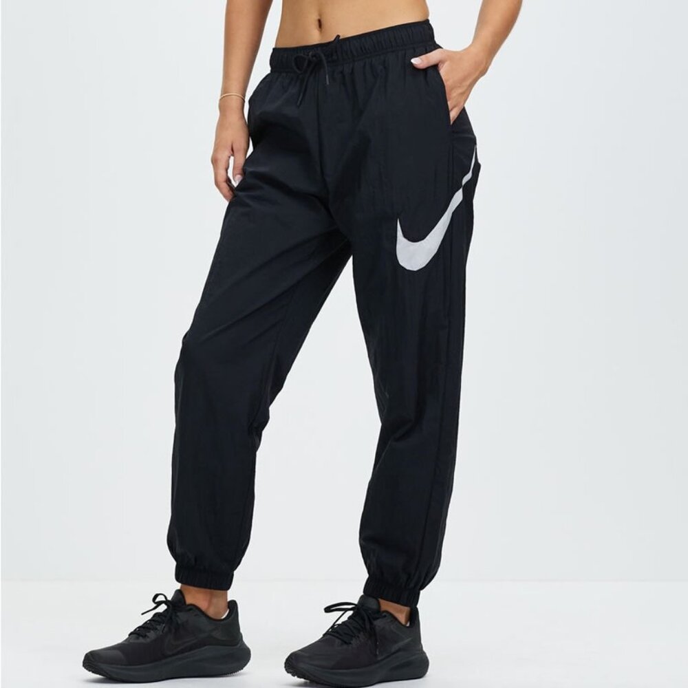 Nike Sportswear Loose Fit Mid Rise Woven Big Swoop Logo Jogger Pants